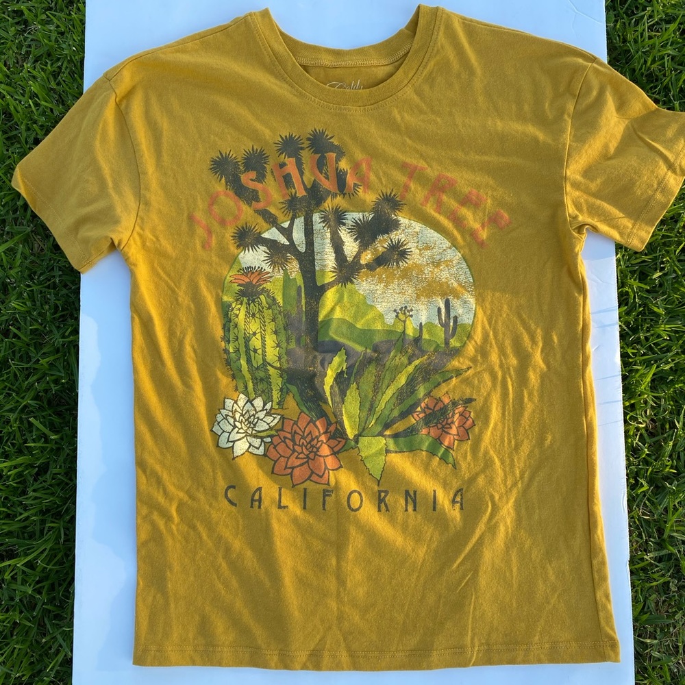 JOSHUA TREE CA TEE